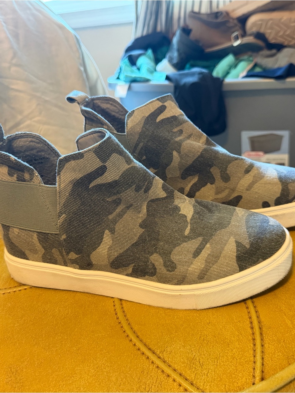 Slip-On Camo heeled Sneakers - Gray
